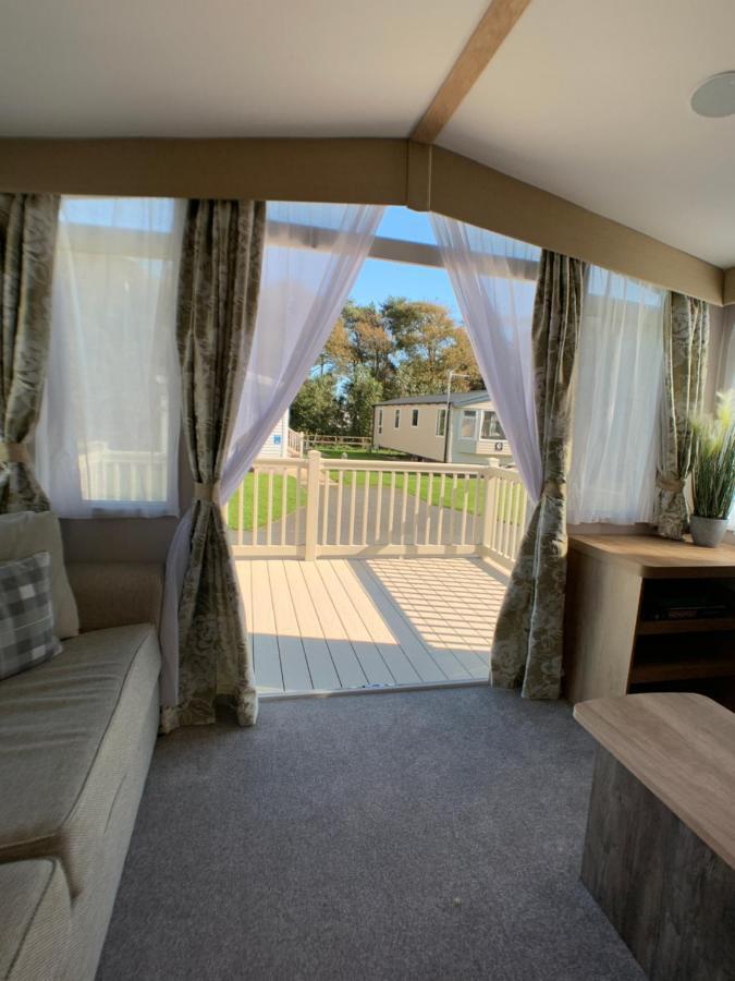 Rydal 13 Hotel Flookburgh Bagian luar foto